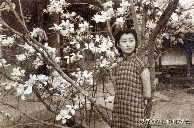 我喜歡看書(shū)，看書(shū)的方式是撕著(zhù)看，感覺(jué)好的裁剪下來(lái)，其他的扔掉，朋友認為我是不愛(ài)惜書(shū)，你認為呢？