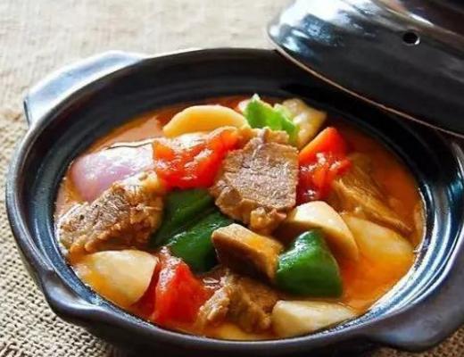 用Staub鑄鐵鍋燒什么菜好吃？