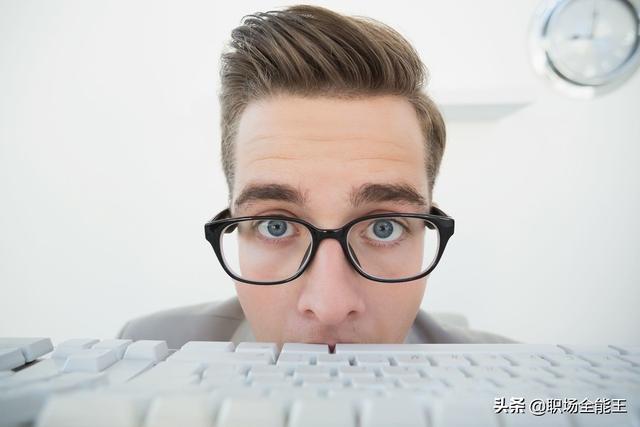 越來(lái)越多的無(wú)人領(lǐng)域出現了，你如何應對人工智能對你崗位的威脅？