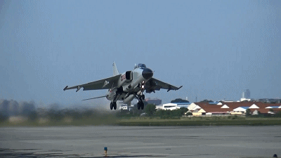 中國海軍有4種三代戰機，為何還有一個(gè)艦隊全是二代機？