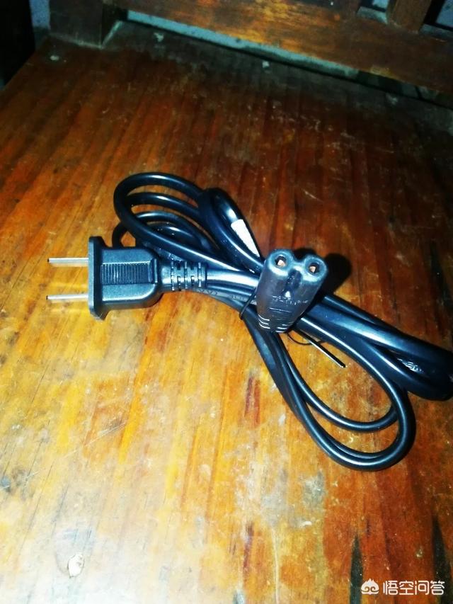 打印機的電源線(xiàn)可以用別的代替嗎打印機的電源線(xiàn)是什么樣的？