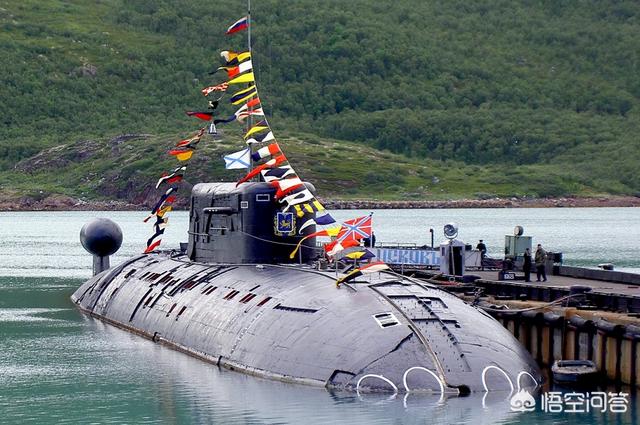 俄軍拆毀6艘核巨獸銷(xiāo)毀設備，排水量25000噸堪比航母，真不心疼嗎？