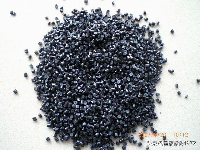 海軍修理大型艦船時(shí)維修，如何維修船體的水下部分？