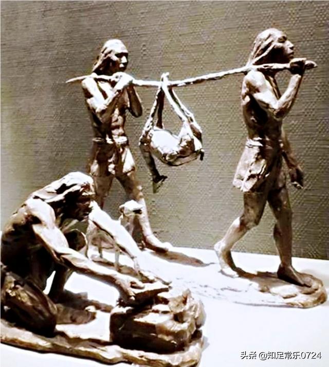 為什么古代沒(méi)有手機手機，現代才有？難道是古代人比現代人愚鈍，都沒(méi)想到要用手機嗎？