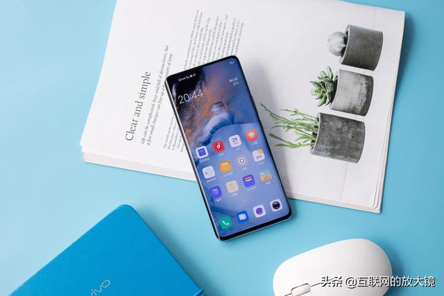為什么現在的手機越來(lái)越貴了手機？